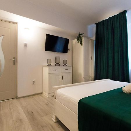 Best Room Bucharest Luaran gambar